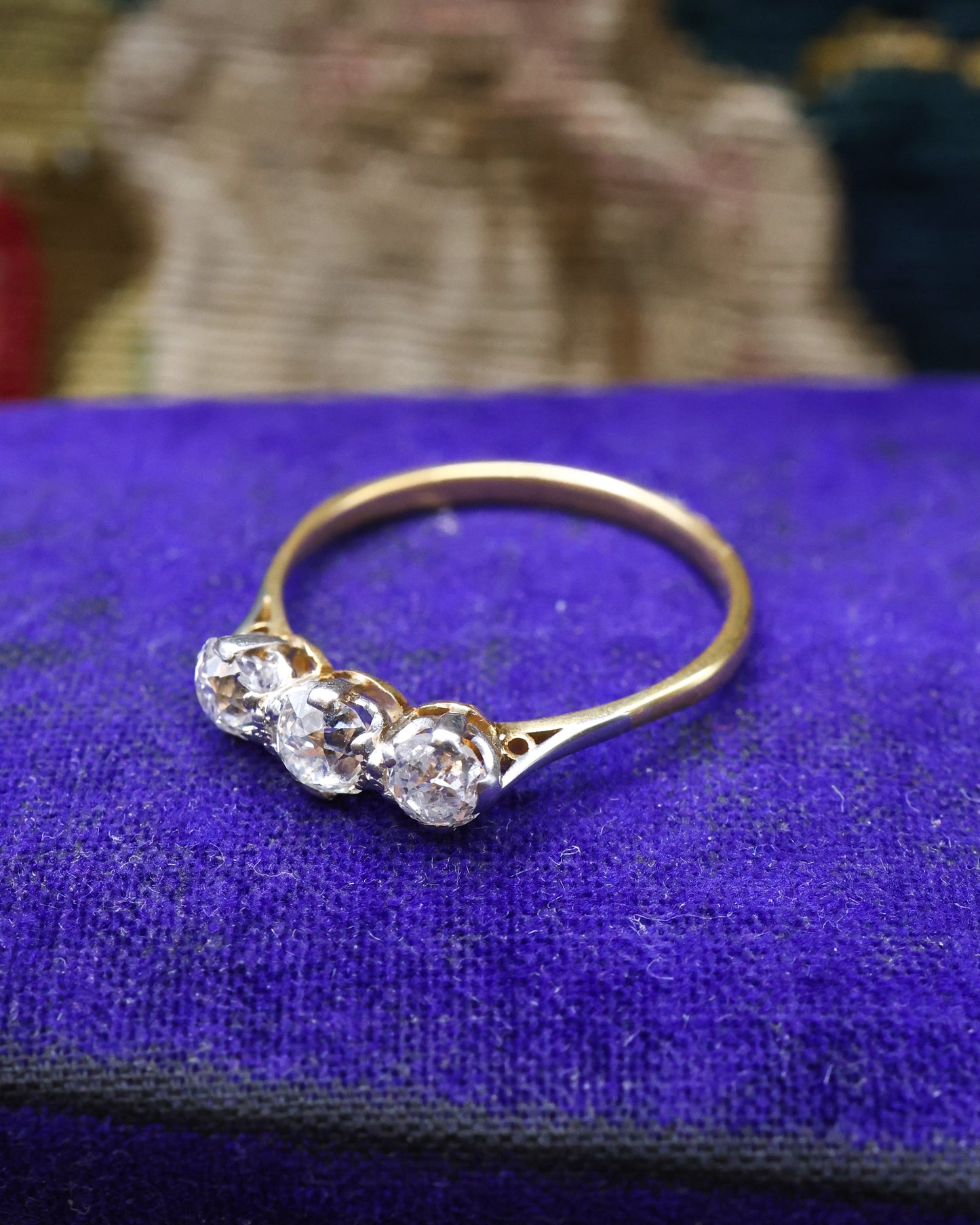 A fine 18ct Yellow Gold (marked) Platinum tipped "Claw set", "Old Round Cut" three stone diamond ring. - Robin Haydock Antique Jewellery