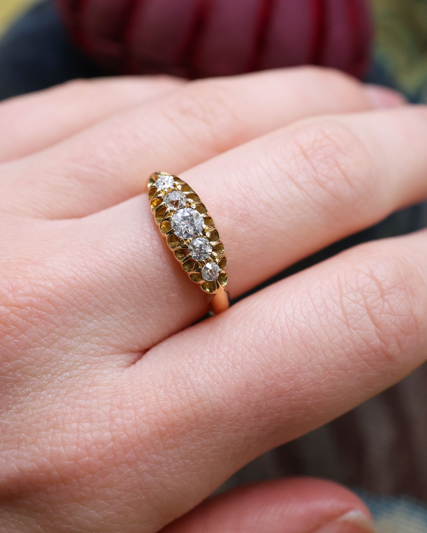 A very fine 18 Carat Yellow Gold (tested), Graduated Five Stone Old Cut Diamond Ring. English. Circa 1890