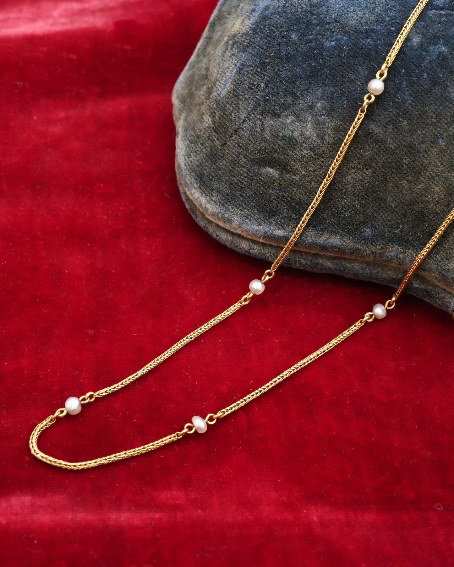 A fine Victorian 18ct. Yellow Gold (tested), Pearl Chain with Engraved Box Clasp. Circa 1870