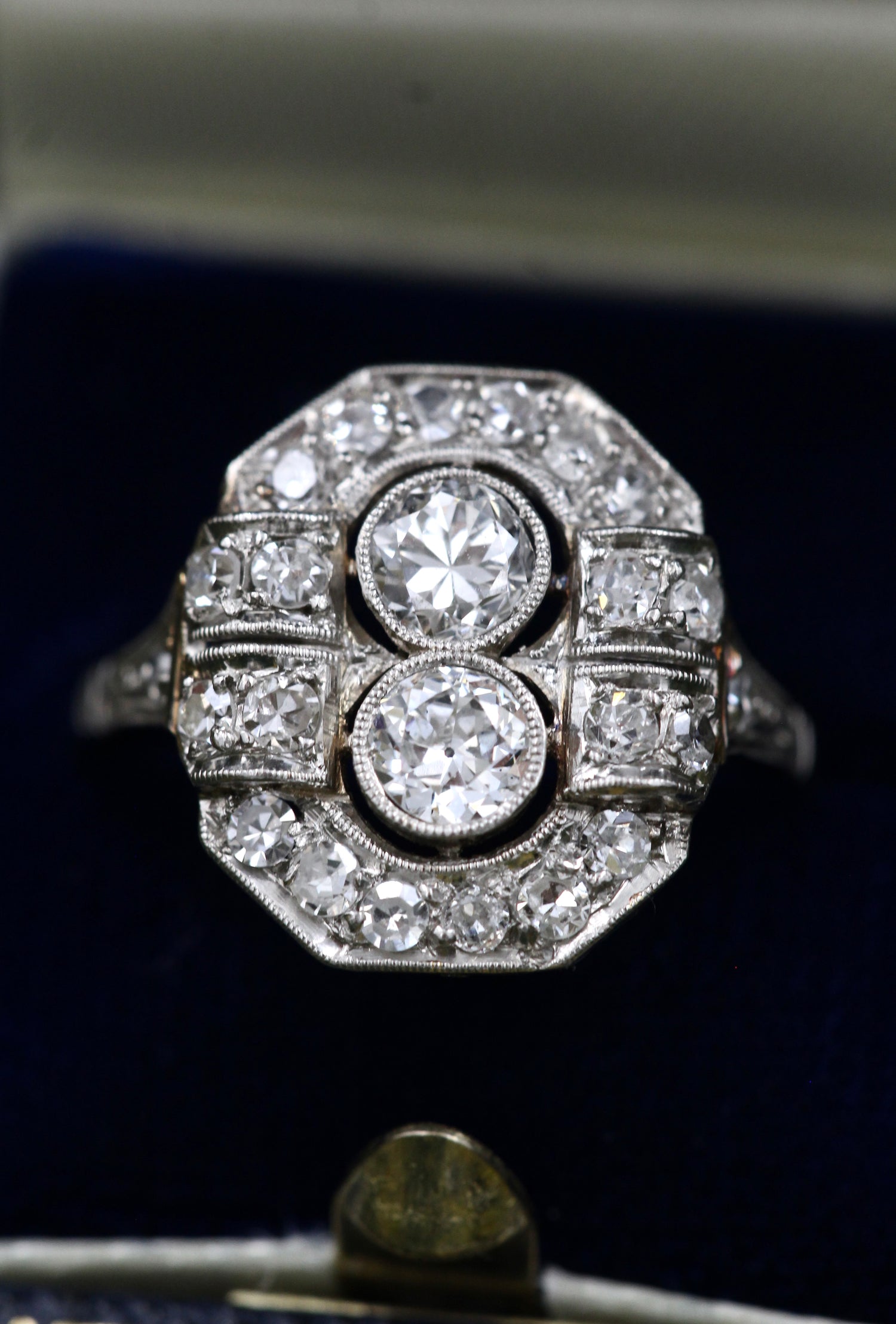 A very fine Art Deco Double Diamond Plaque Ring in Platinum (Tested). Centrally Rub-over set in the floating style with two 'Old European Cut' Diamonds. Circa 1930. - Robin Haydock Antiques