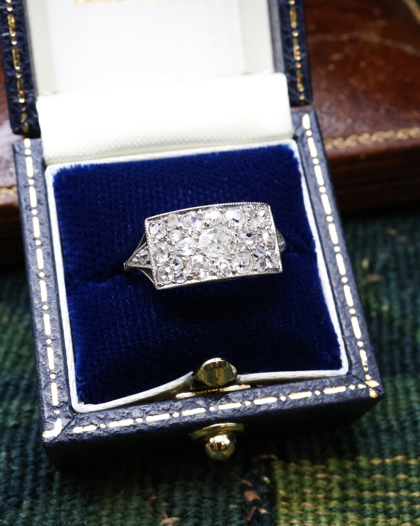An Art Deco French Diamond Ring set in Platinum and 18ct White Gold, French, Circa 1930 - Robin Haydock Antique Jewellery