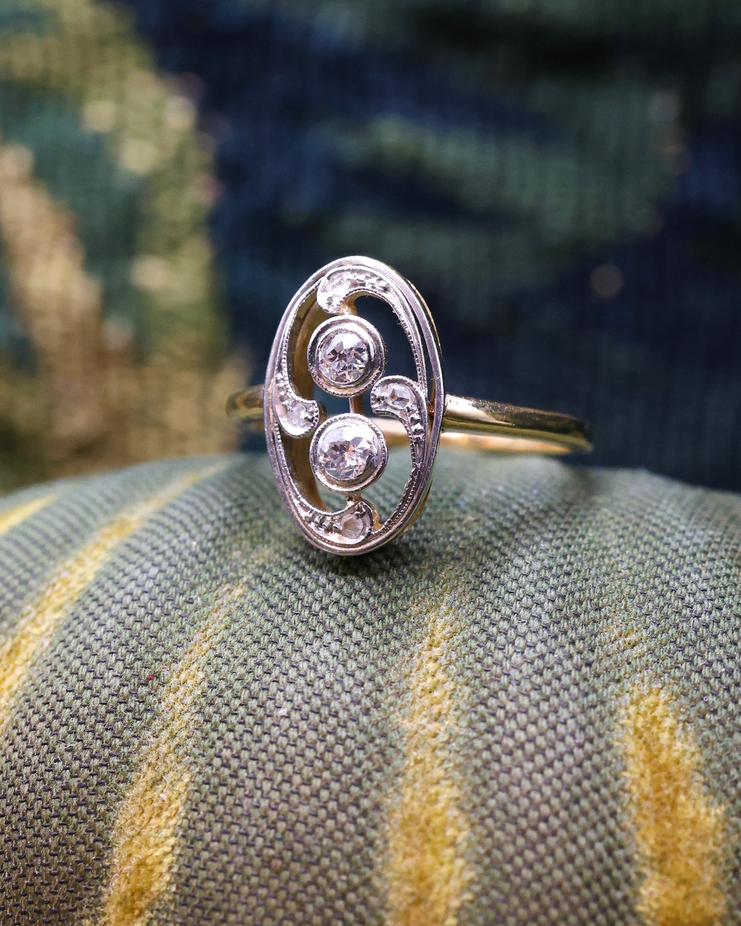 A very unusual 18ct Yellow Gold & Platinum (tested) Double Diamond Oval Art Nouveau Ring Circa 1905 - Robin Haydock Antique Jewellery