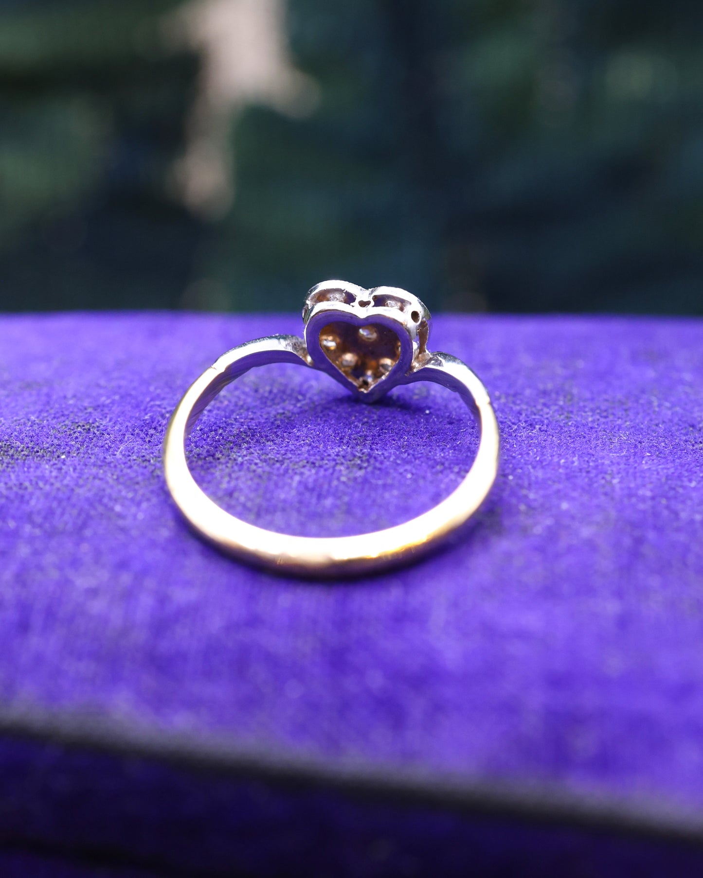 Diamond Heart Shaped 18 Carat Gold & Platinum Ring - Robin Haydock Antique Jewellery