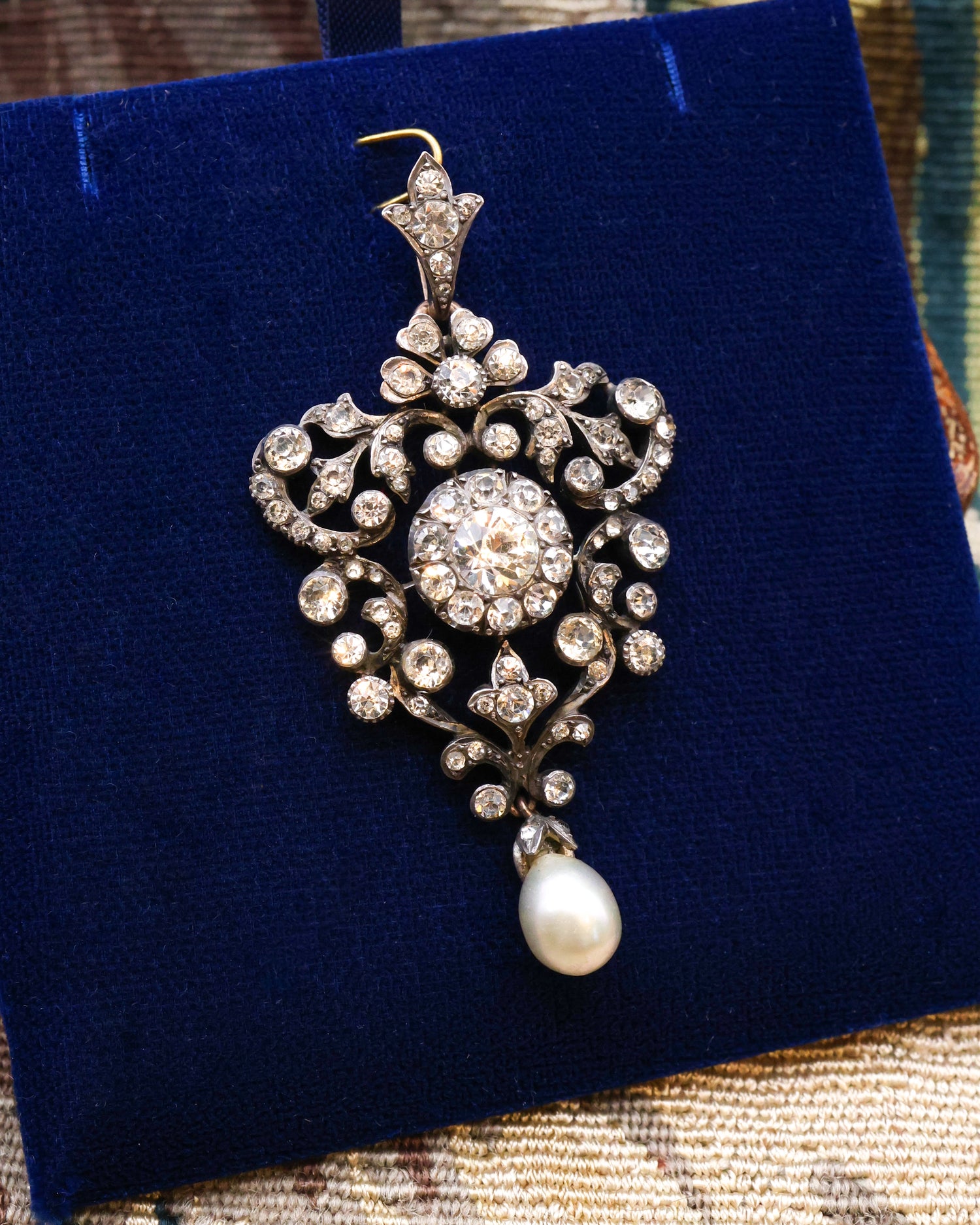 A very fine High Carat Yellow Gold, Silver Tipped  (tested), Foliate Pendant, set throughout with Victorian paste stones and one Drop Cultured Pearl (untested). Circa 1890. - Robin Haydock Antique Jewellery