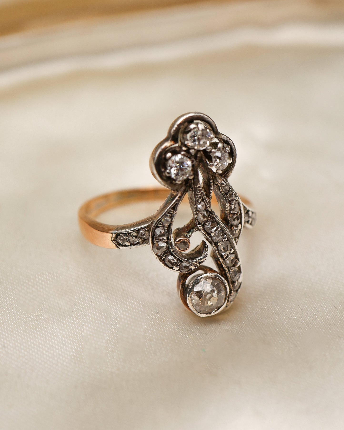 A very fine 18ct Yellow Gold (tested), Silver tipped Diamond, Art Nouveau, Foliate Design Ring. C. 1890