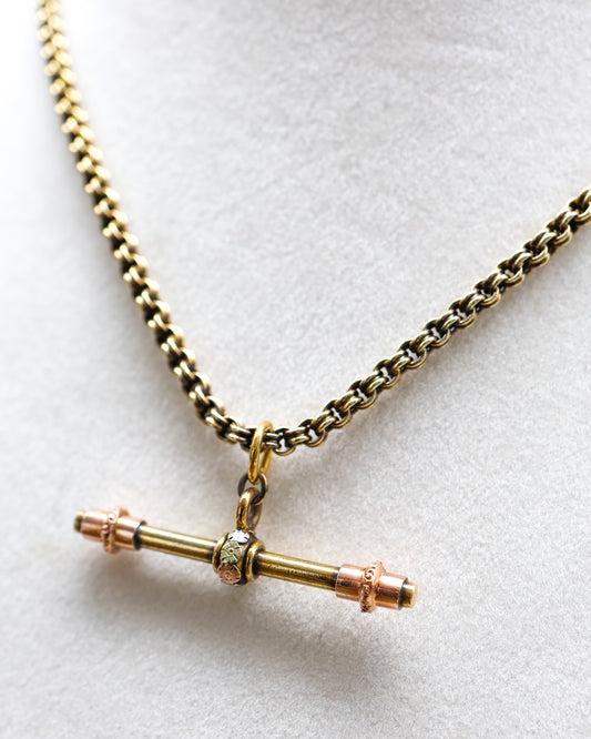 15ct Gold ( Tested ) T bar with Three Colour gold swivel centre. Circa 1880