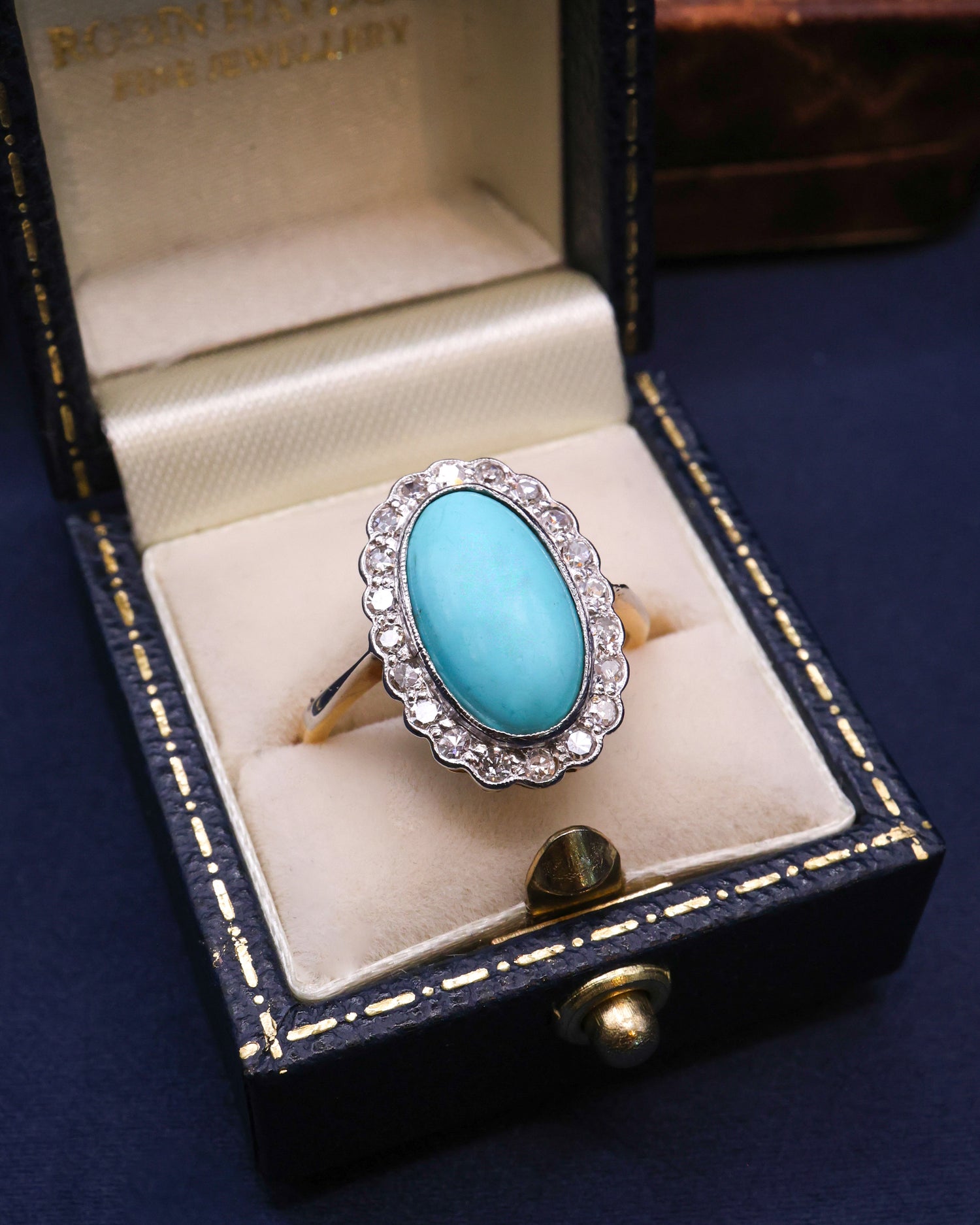 A very fine 18 ct. Yellow & White Gold Turquoise and Diamond Cluster Dress Ring. Circa 1950. - Robin Haydock Antique Jewellery