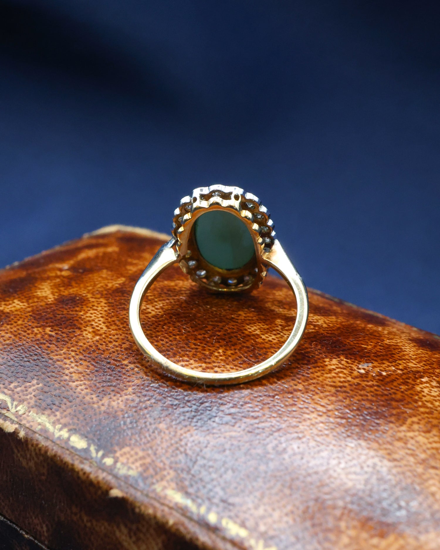 A very fine 18 ct. Yellow & White Gold Turquoise and Diamond Cluster Dress Ring. Circa 1950. - Robin Haydock Antique Jewellery