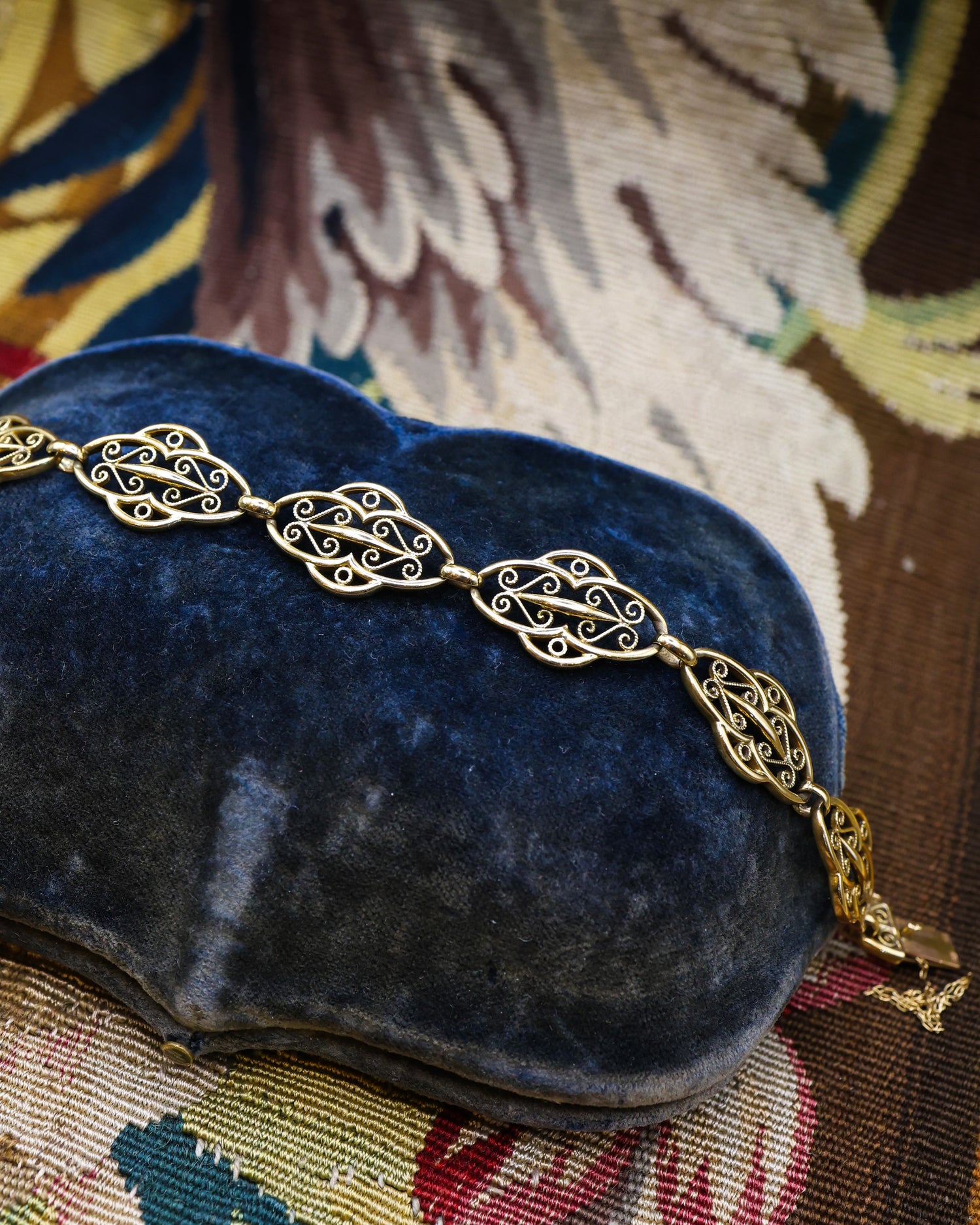 18ct Yellow Gold French Lozenge Link Bracelet Circa 1905 - Robin Haydock Antique Jewellery