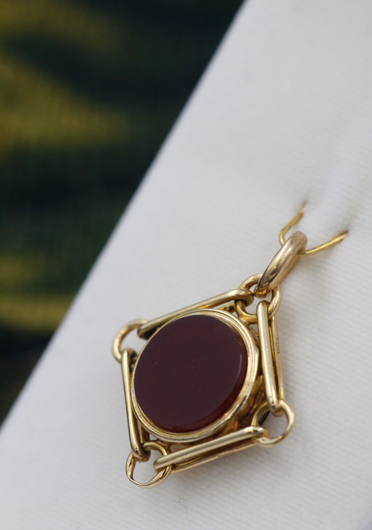 A very fine 18 carat Yellow Gold Fob with a Compass and Carnelian Hard stone. London Circa 1908 - Robin Haydock Antiques