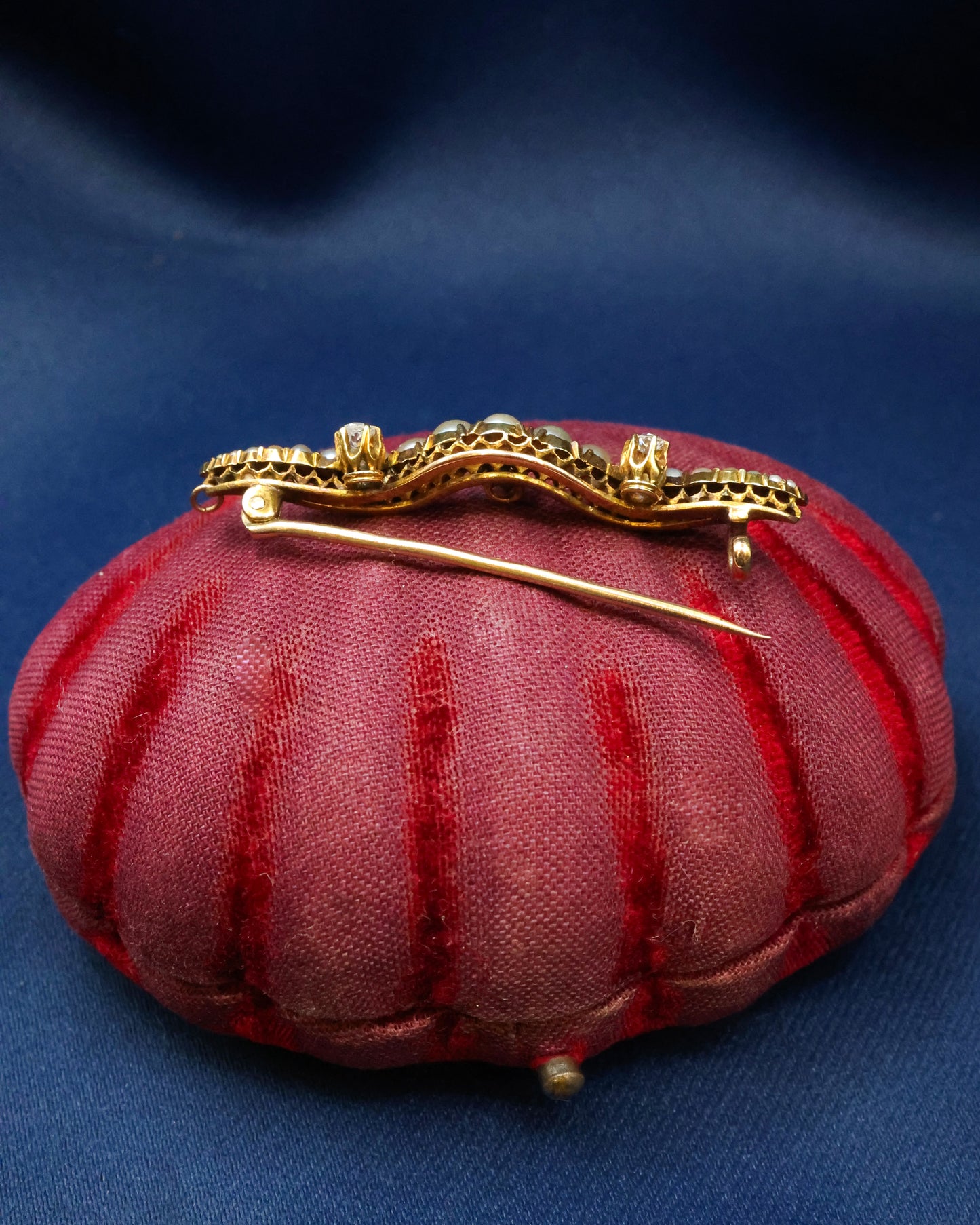 A very fine Victorian 15ct (tested),Yellow Gold Diamond & Seed Pearl Brooch, English.  Circa 1905 - Robin Haydock Antique Jewellery