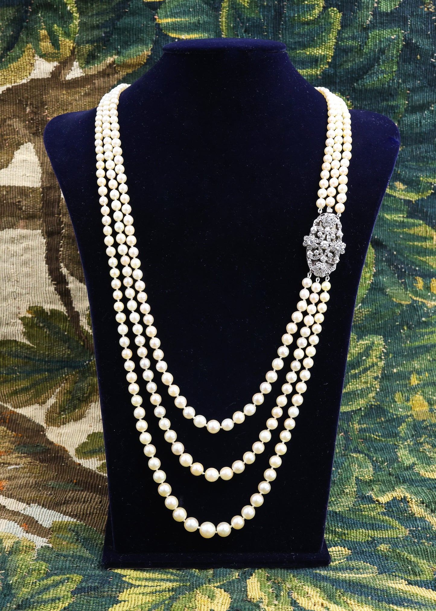 A Silver & High Carat Gold (tested), Diamond Clasp, with a graduated Cultured Pearl Necklace, Clasp Circa 1890 - Robin Haydock Antique Jewellery