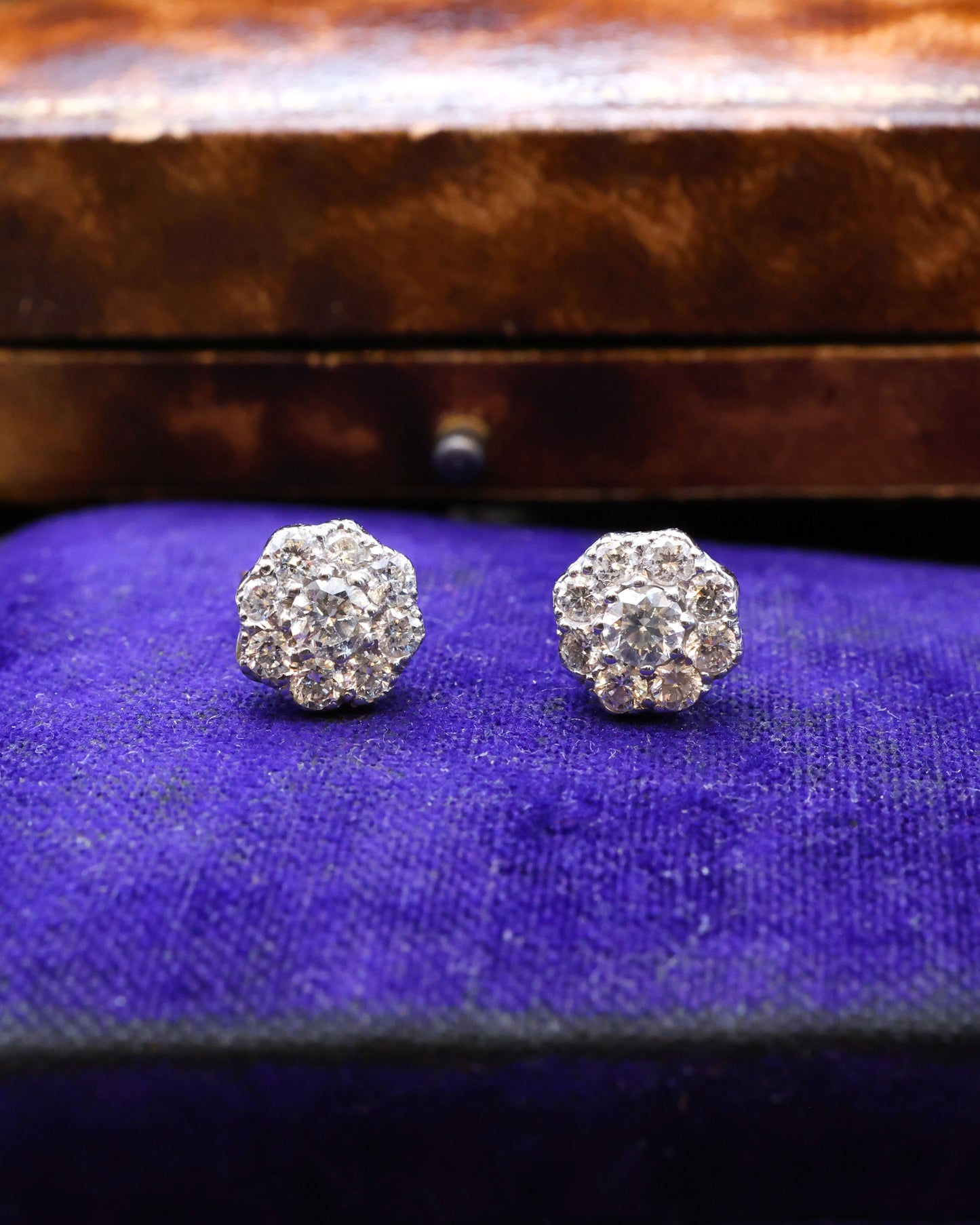 18ct Yellow Gold & Platinum Diamond Cluster Earrings. Pre-owned - Robin Haydock Antique Jewellery
