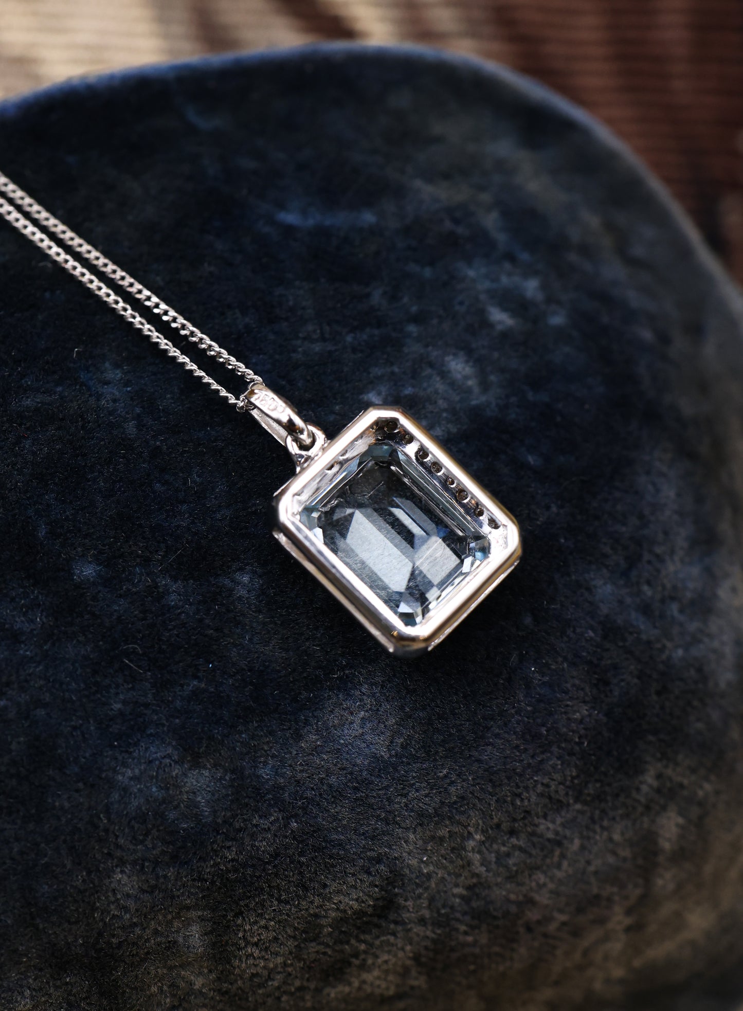 Aquamarine & Diamond Pendant Pre-owned