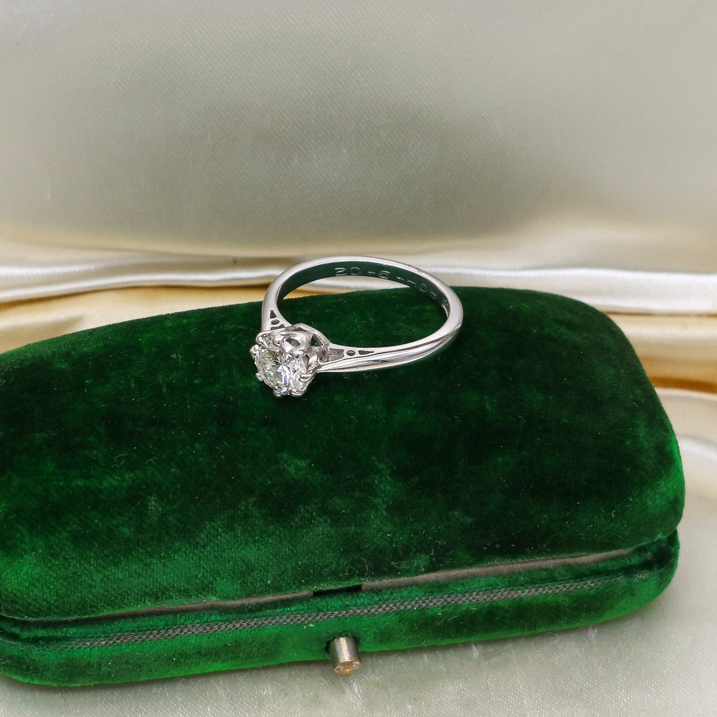 A very fine Asprey's Diamond Solitaire Engagement Ring set in 18ct White Gold, English, Circa 1980 - Robin Haydock Antique Jewellery