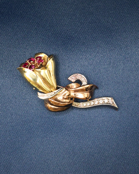 A very fine 18ct Yellow Gold & Platinum, Ruby & Diamond Brooch Circa 1915