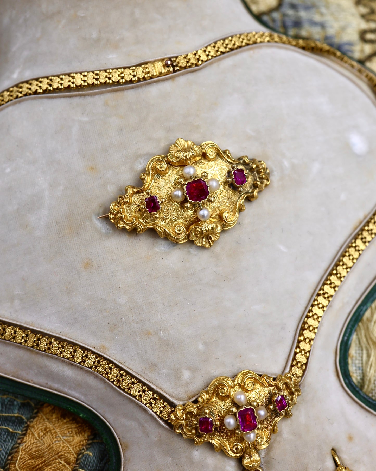 A Beautiful example of a very fine Antique 18ct Yellow Gold, Untreated Burmese Ruby and Seed Pearl, French Parure in the original box. Circa 1825