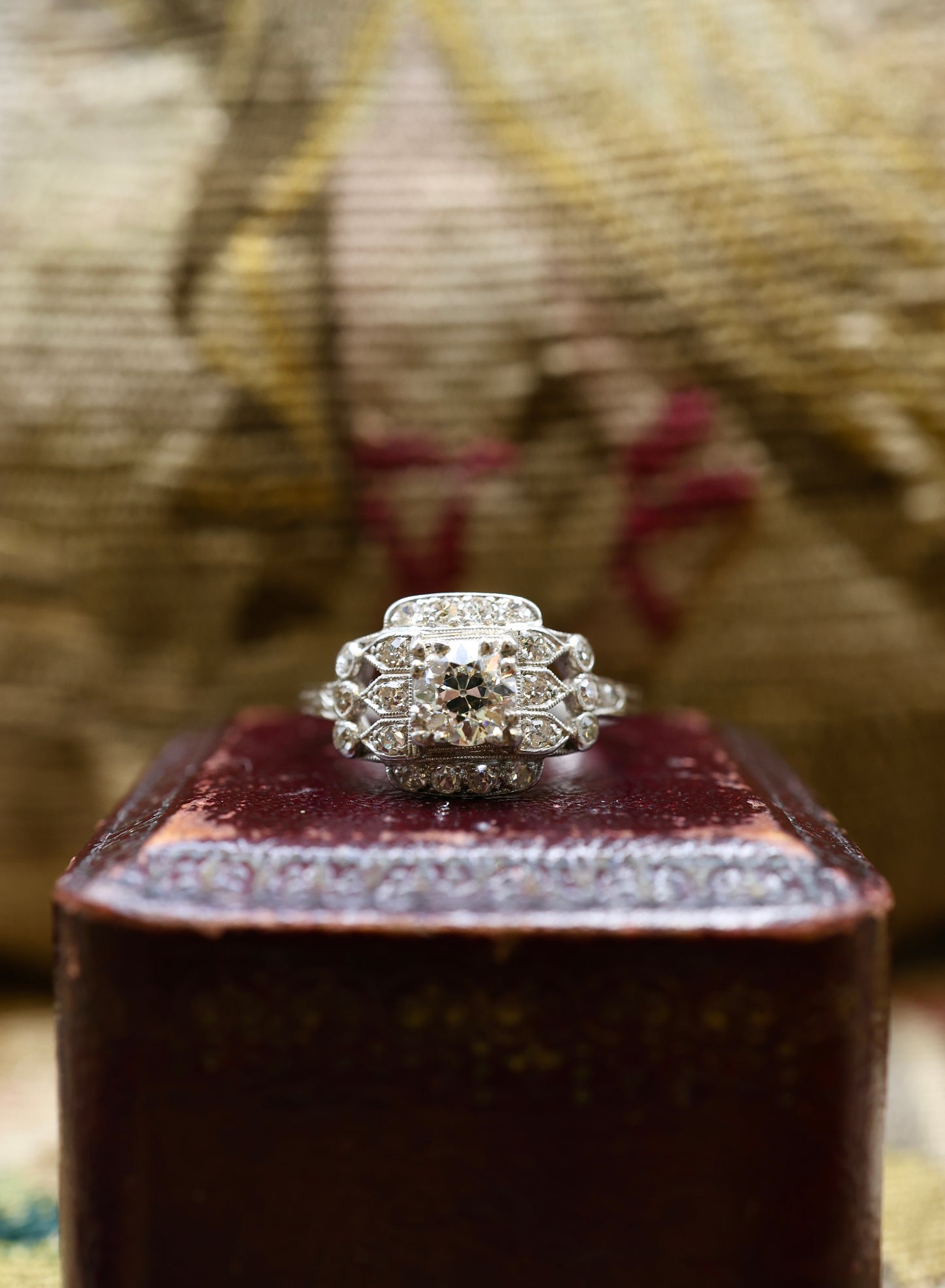 A very fine Art Deco Platinum (marked), Diamond Ring, the perfect engagement ring of approximately 0.97 Carats. Circa 1925