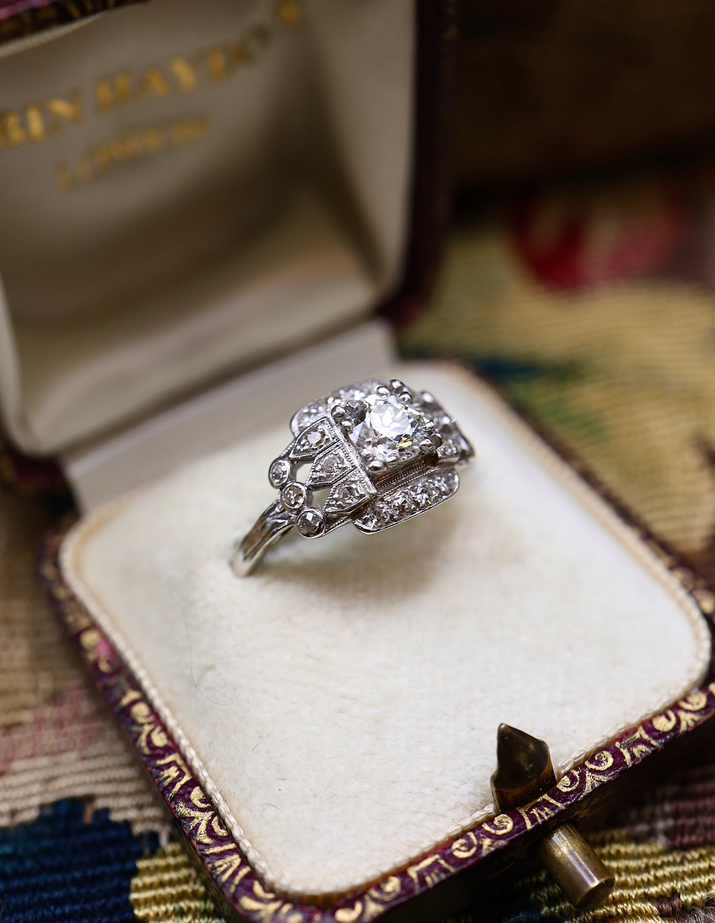 A very fine Art Deco Platinum (marked), Diamond Ring, the perfect engagement ring of approximately 0.97 Carats. Circa 1925