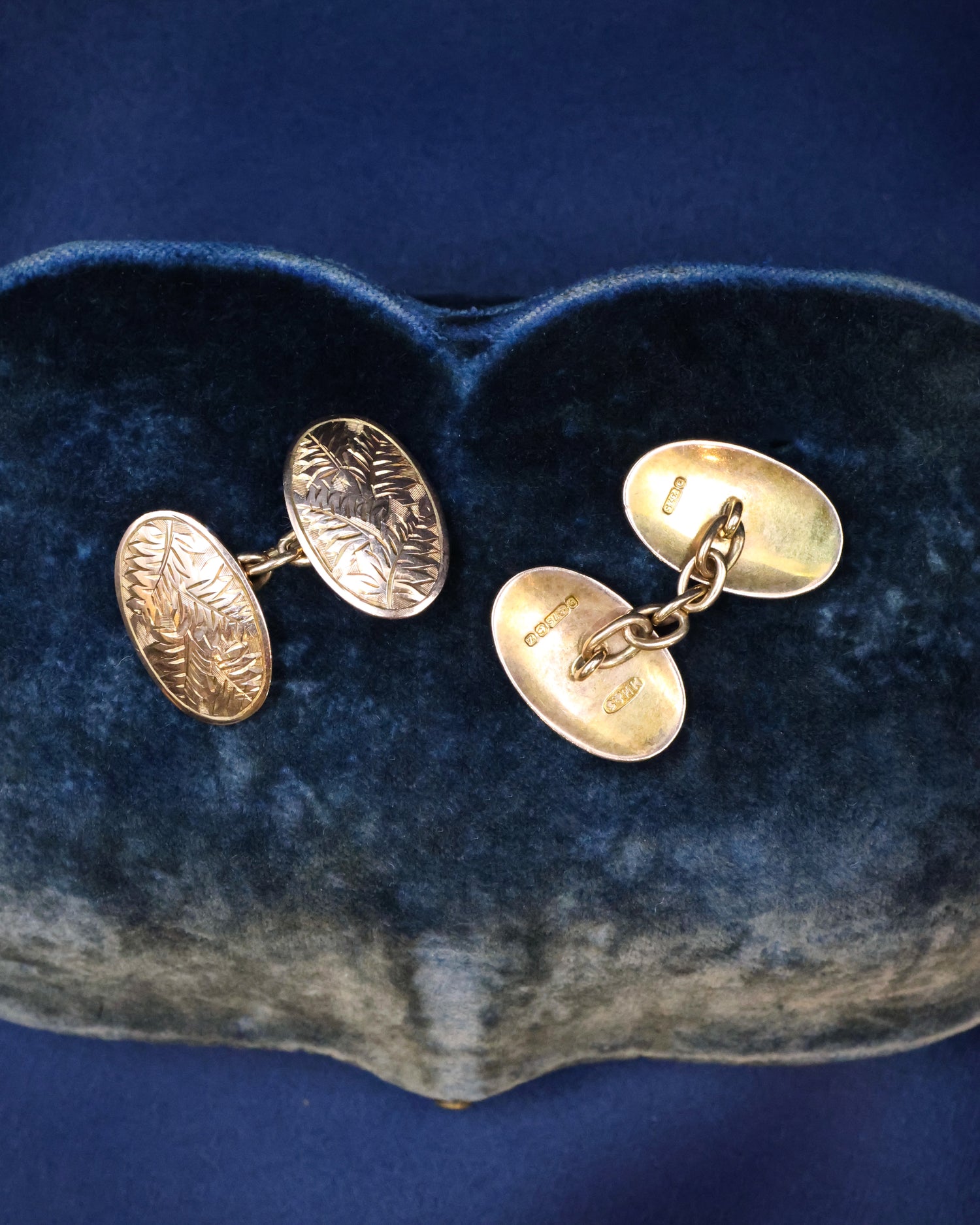 A Beautiful Pair of 9 Carat Yellow Gold (marked)  Oval Cufflinks Circa 1920 - Robin Haydock Antique Jewellery