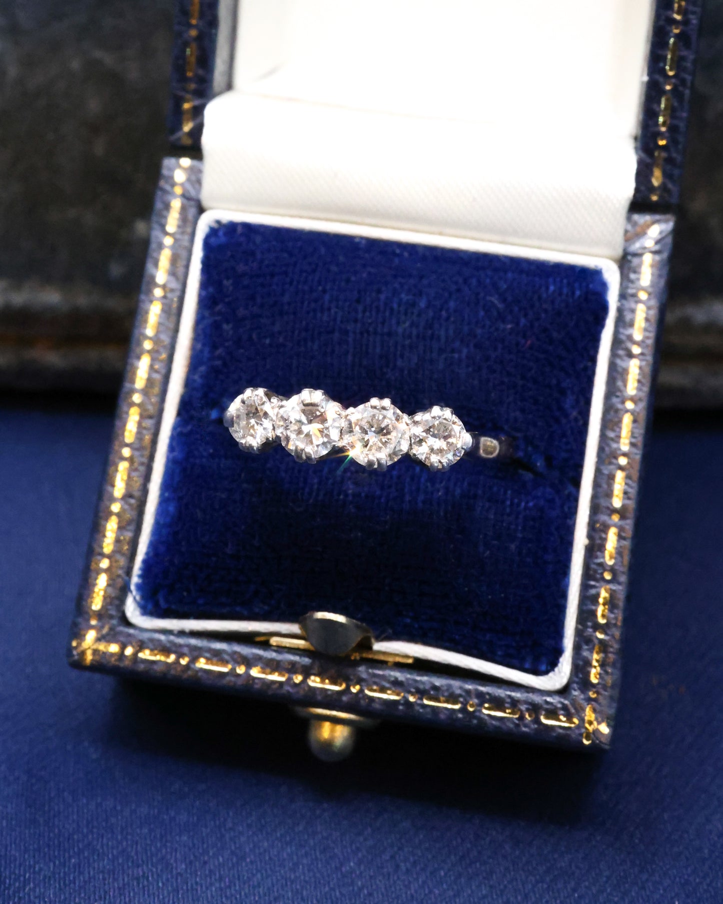 A four-stone Diamond ring set 18ct Yellow Gold & Platinum, Circa 1940 - Robin Haydock Antique Jewellery