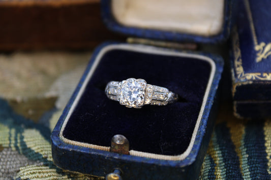 A very fine Art Deco 0.85ct Diamond Solitaire Ring mounted in Platinum, Circa 1930 - Robin Haydock Antiques