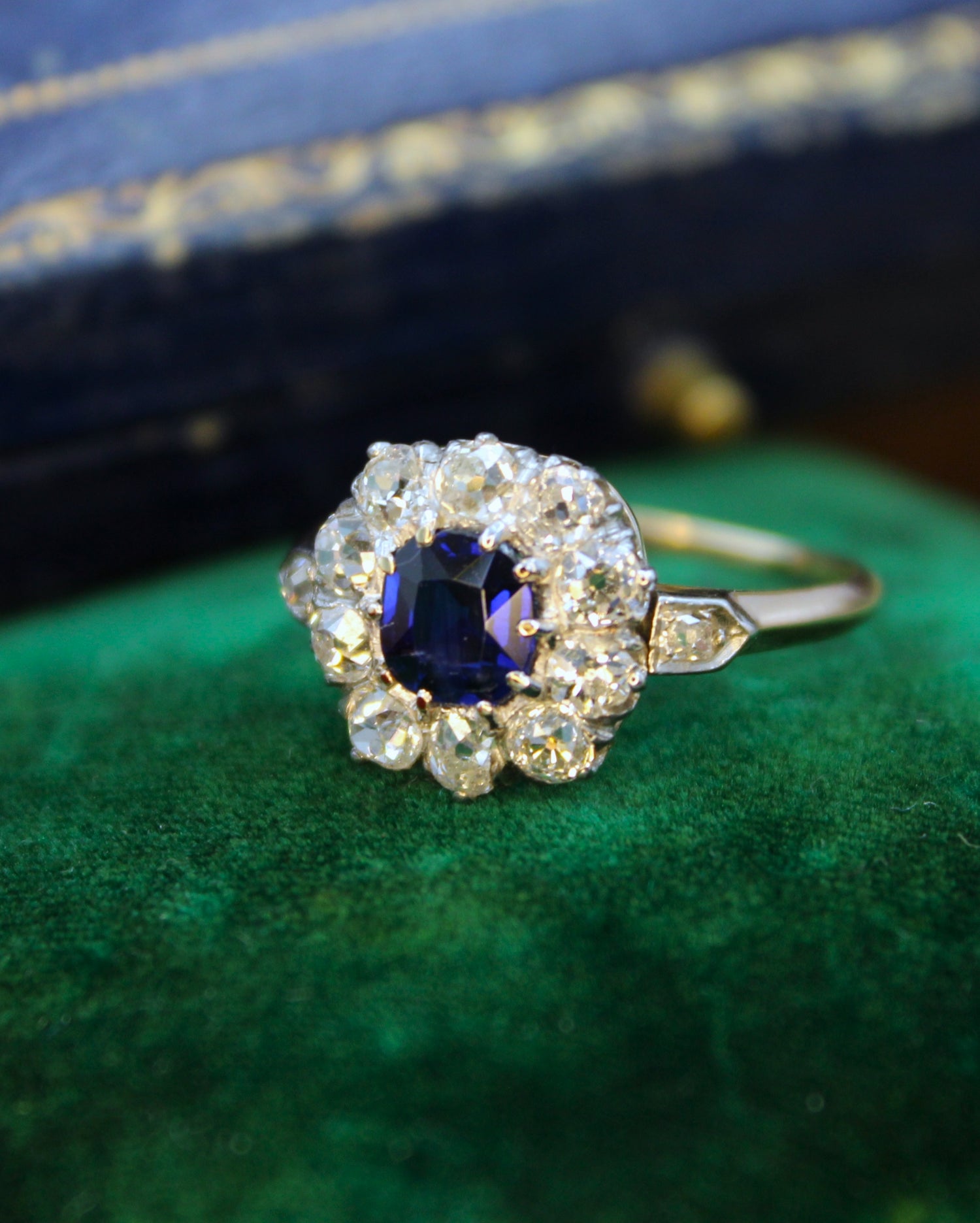 A Sapphire & Diamond Cluster Ring set in 18ct Rose Gold & Platinum, Circa 1910 - Robin Haydock Antiques