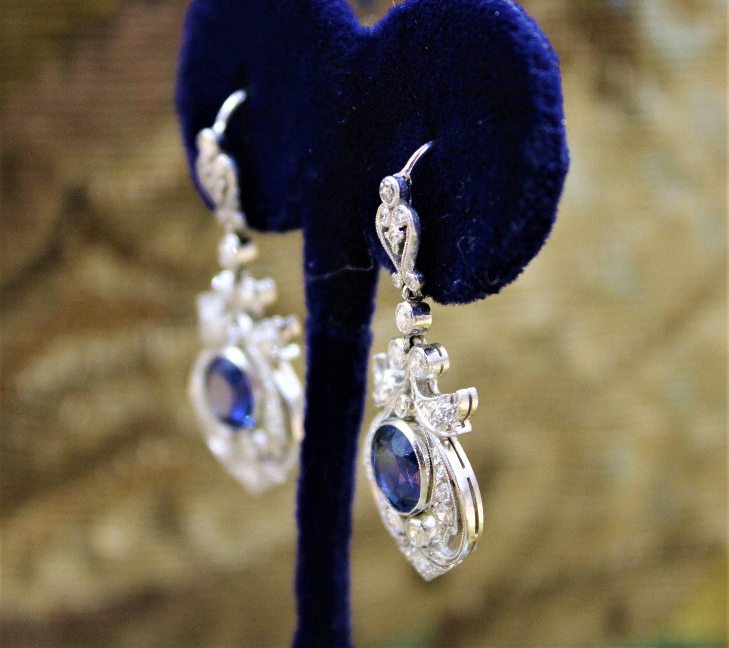 An exceptionally fine pair of Natural Sapphire and Diamond Drop Platinum Earrings, English, Circa 1910. - Robin Haydock Antiques