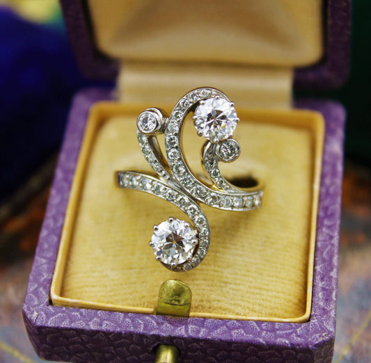 A very fine Belle Epoque Diamond Ring mounted in 18ct Yellow Gold & Platinum, French, Circa 1905 - Robin Haydock Antiques