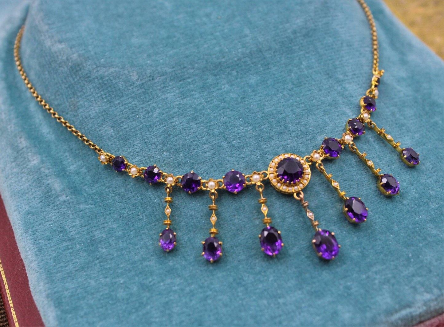 A very fine Edwardian Amethyst & Seed Pearl Necklace in High Carat Yellow Gold, English, Circa 1905 - Robin Haydock Antiques