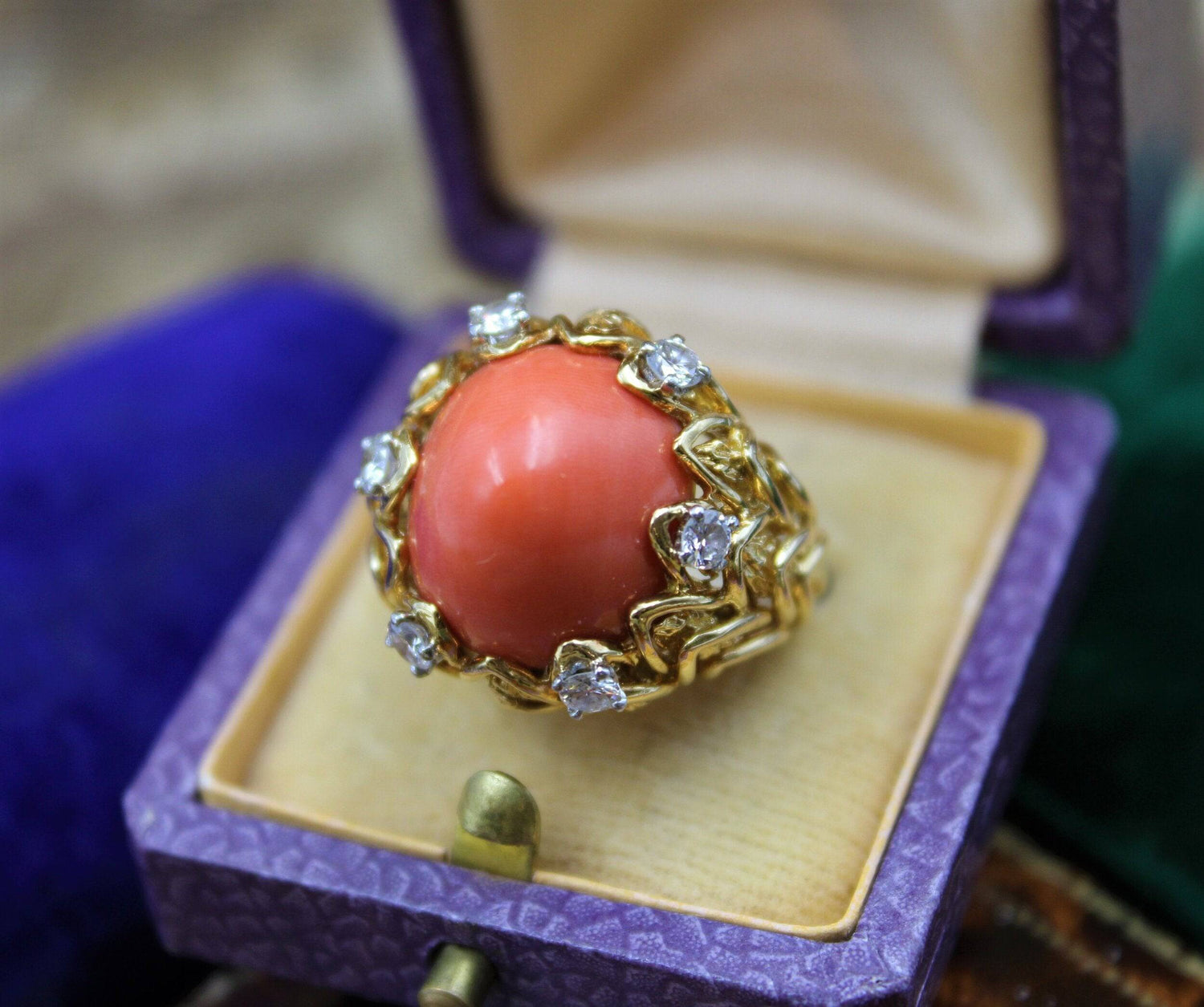 An exceptionally fine Coral & Diamond Ring in 18ct Yellow Gold, French, Circa 1970 - Robin Haydock Antiques