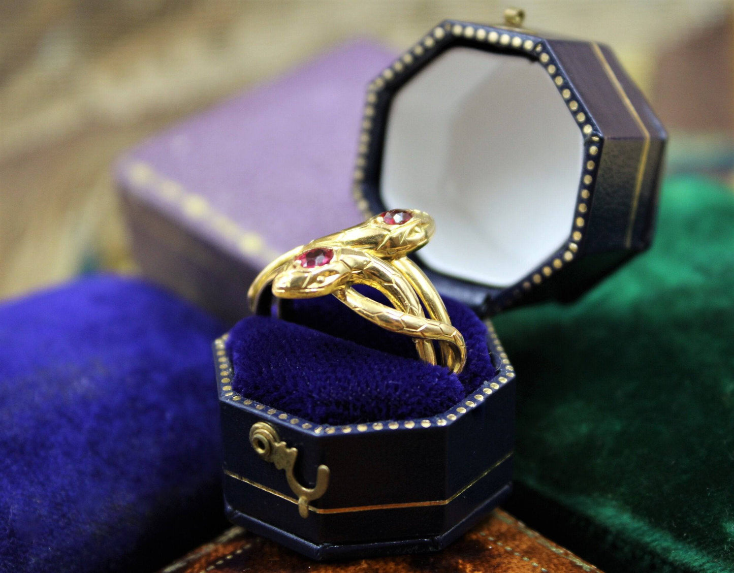 A very fine Double Snake Ring set in 18ct Yellow Gold, French, Circa 1890 - Robin Haydock Antiques