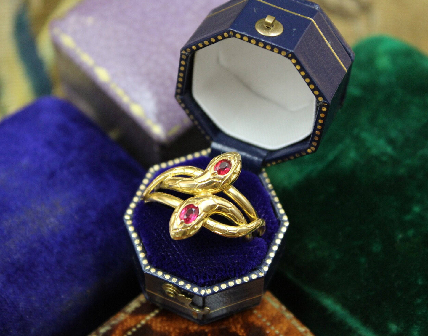A very fine Double Snake Ring set in 18ct Yellow Gold, French, Circa 1890 - Robin Haydock Antiques