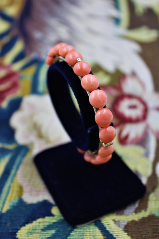 An exquisite Coral Bangle with double hinge in High Carat Yellow Gold, Circa 1910 - Robin Haydock Antiques
