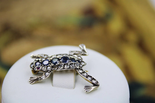 An exquisite Jumping Frog Brooch set with Diamonds and Sapphires in High Carat Yellow Gold & Platinum, Circa 1910 - Robin Haydock Antiques