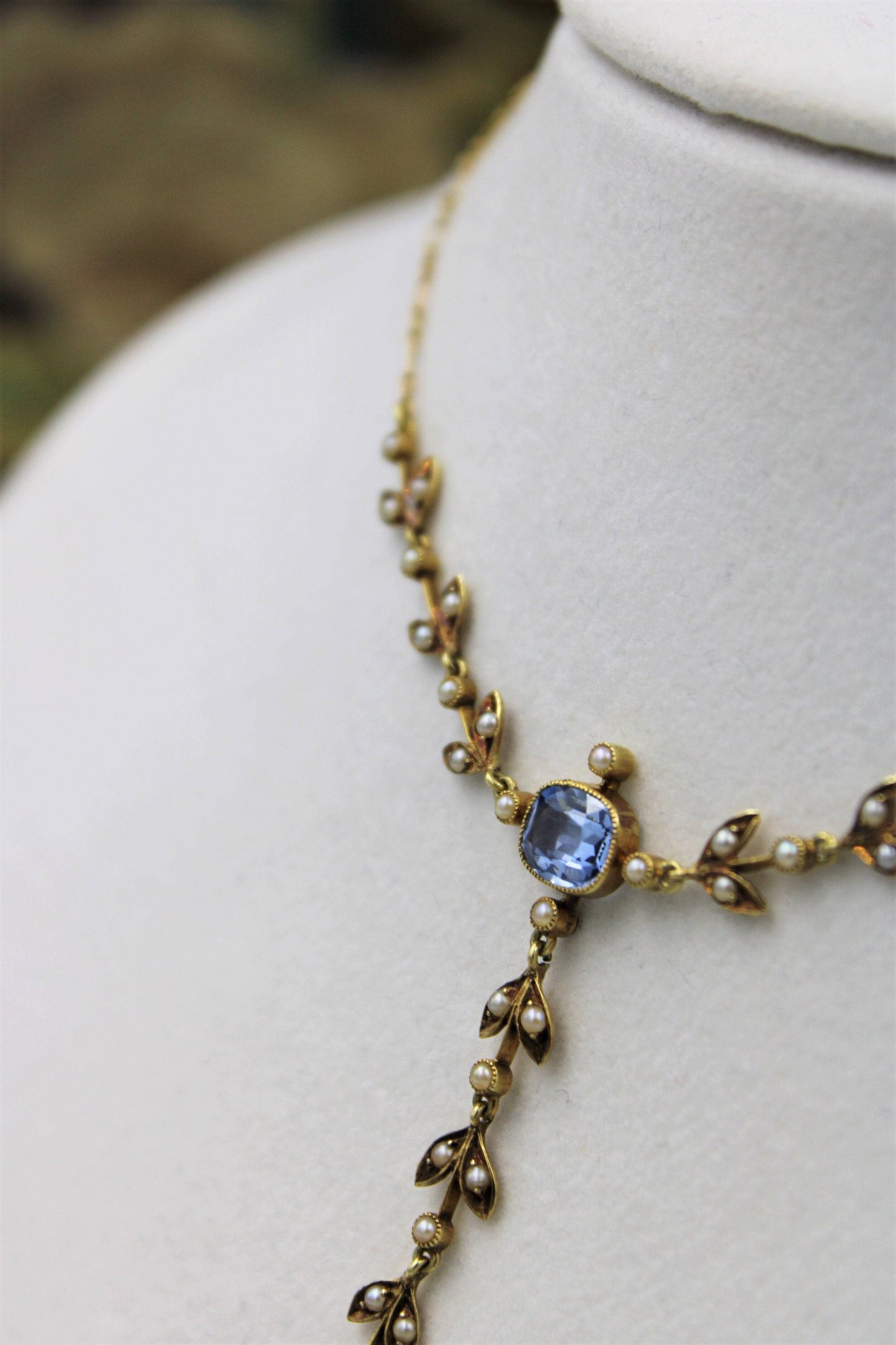 A very beautiful 15 Carat Yellow Gold (stamped) Natural Sapphire & Seed Pearl Demi-Necklace, Belle Époque  Circa 1905 - Robin Haydock Antiques